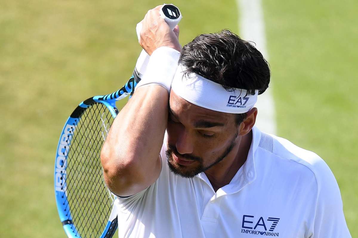 Fabio Fognini si asciuga il sudore