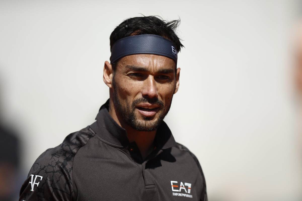 Primo piano di Fognini scuro in volto
