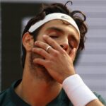 Lorenzo Musetti rammaricato in campo