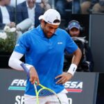 Matteo Berrettini sconsolato a Roma