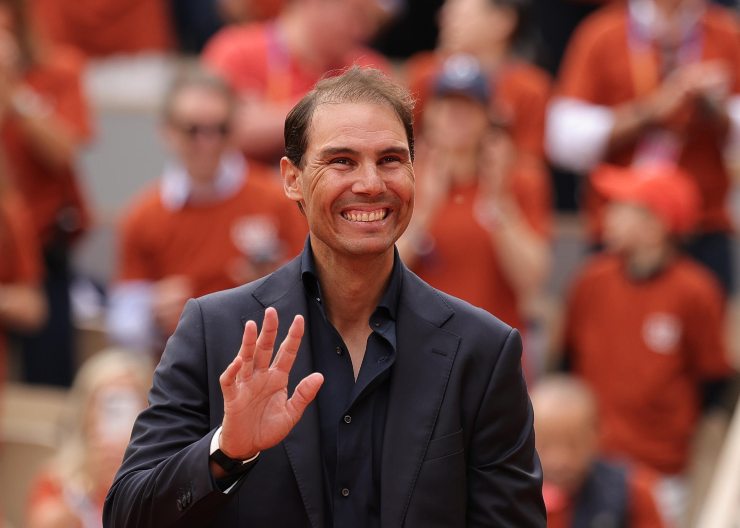 Rafa Nadal celebrato sul centrale di Parigi