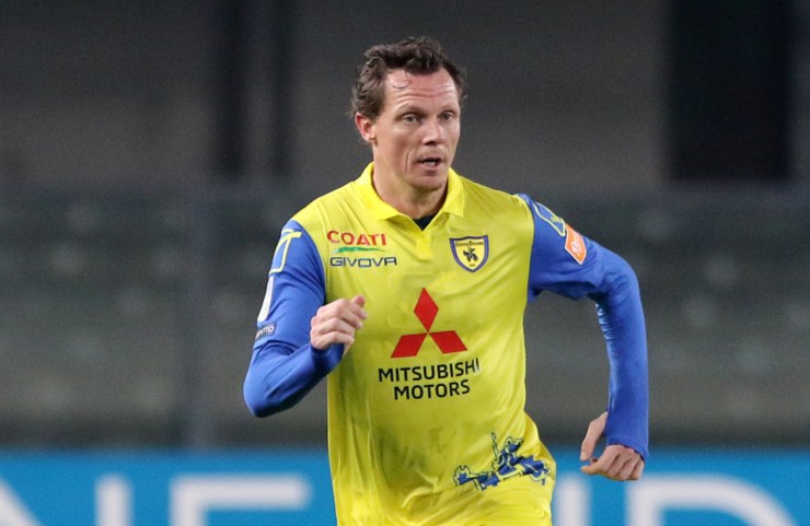 Nicolas Frey in azione con la maglia del Chievo