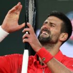 Novak Djokovic disperato al Roland Garros