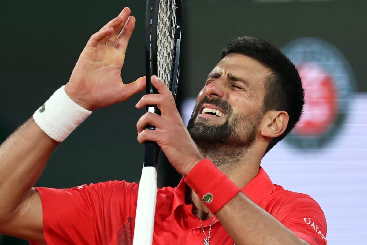 Novak Djokovic disperato al Roland Garros