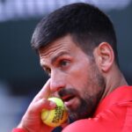 Novak Djokovic durante un match a Parigi