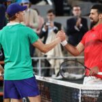 Sinner e Djokovic si salutano a Parigi