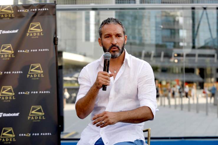 Gianluca Zambrotta presenta un evento di padel