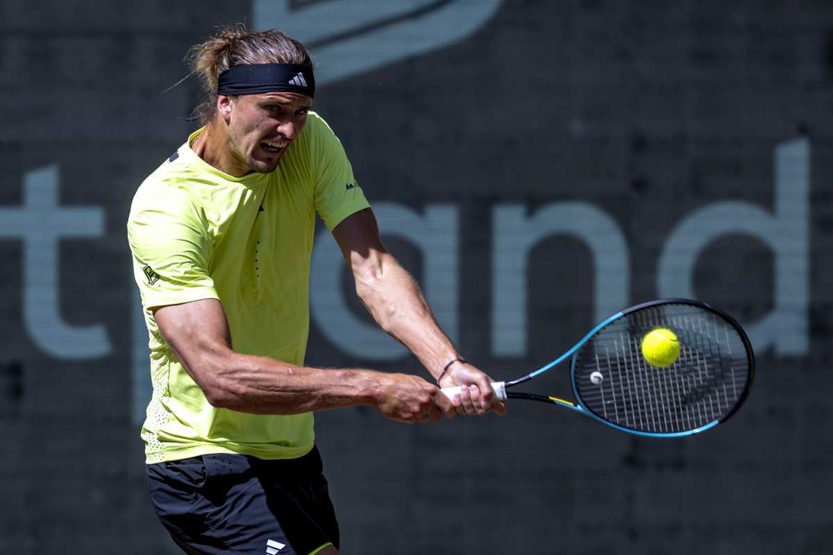 Zverev di rovescio