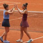 Sara Errani e Jasmine Paolini si danno il cinque