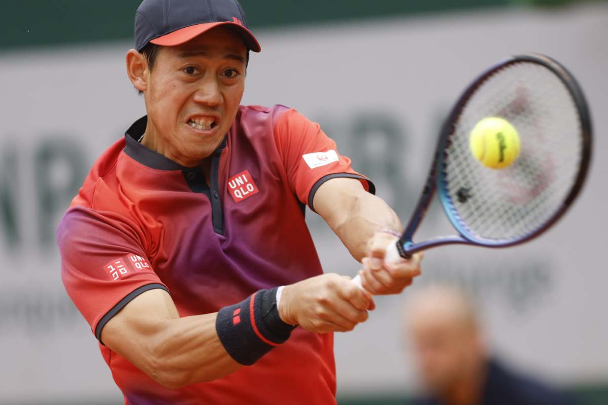 rovescio a due mani di Nishikori