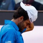 Matteo Berrettini sconsolato a Roma