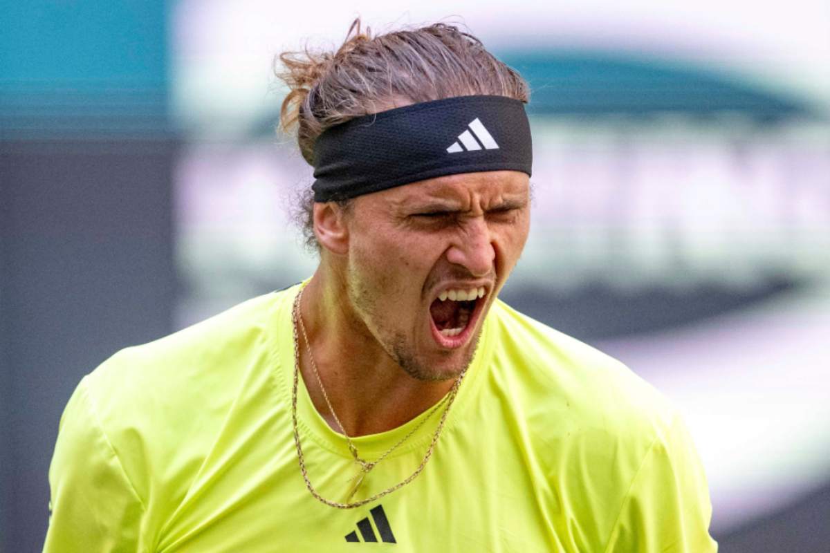 Alexander Zverev in azione ad Halle