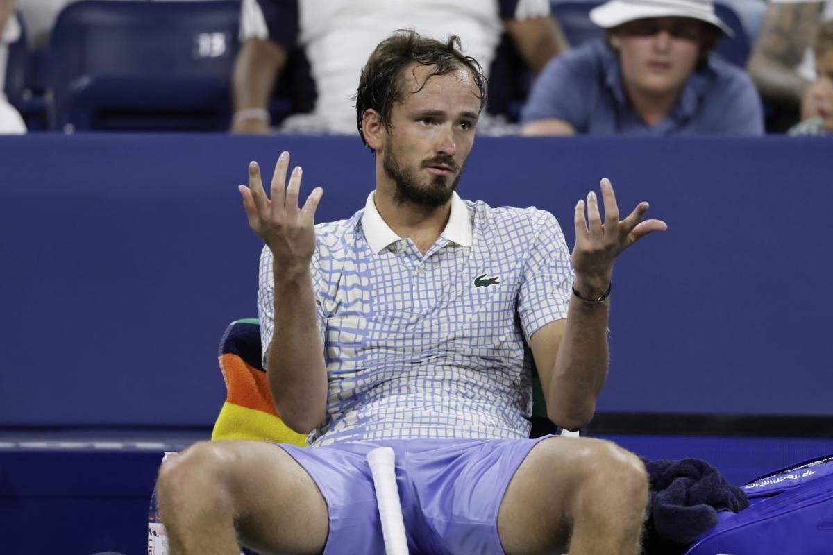 Daniil Medvedev in una pausa agli Us Open