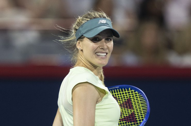 Eugenie Bouchard sorridente durante l'ultimo match in carriera