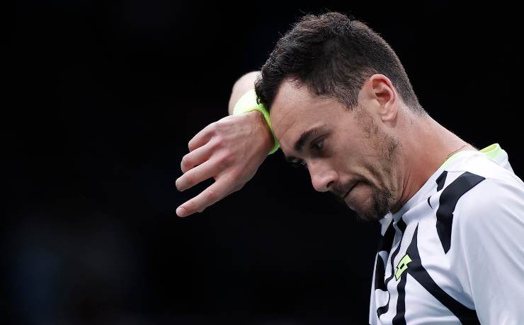 Gianluca Mager si asciuga la fronte