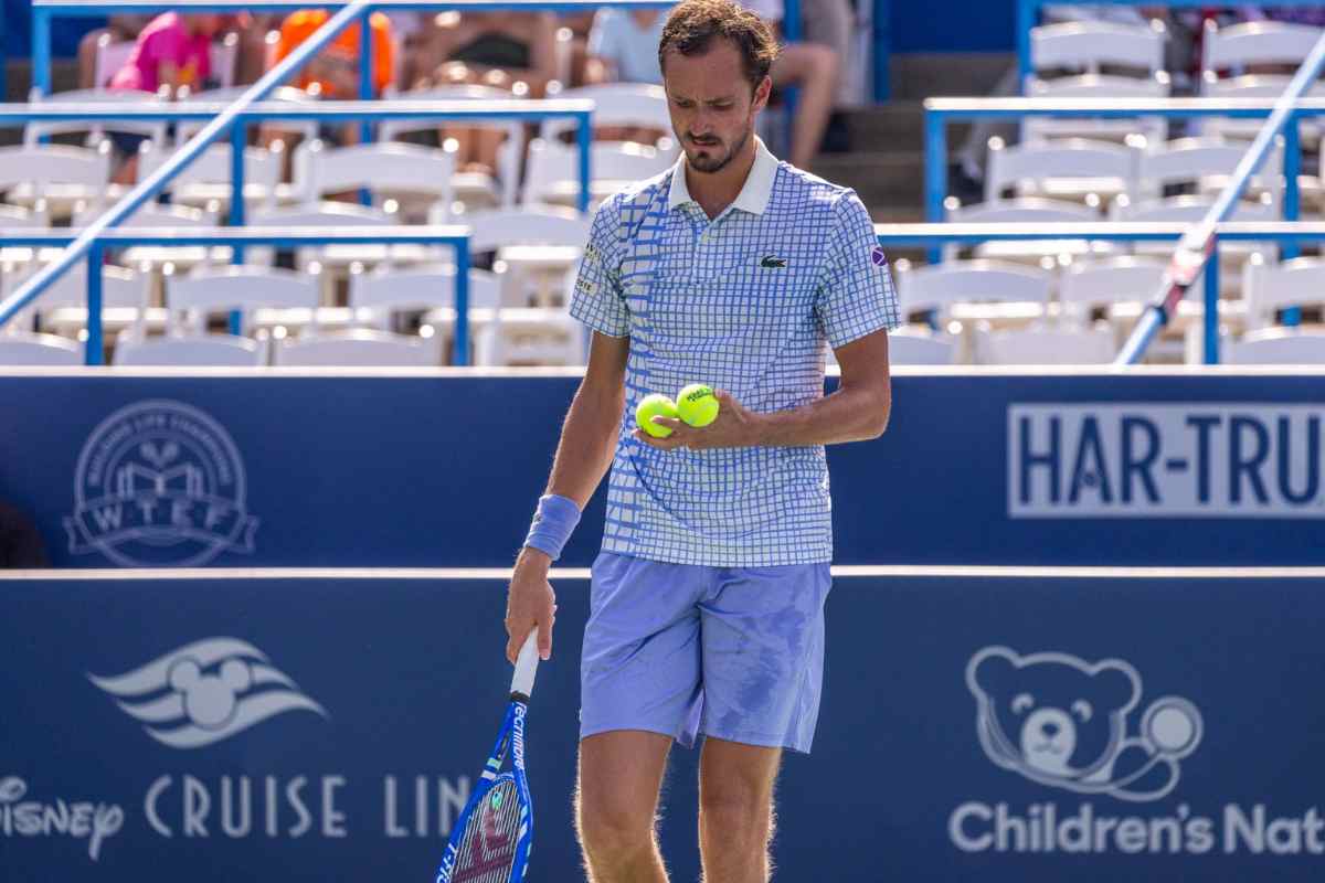 Daniil Medvedev in campo a testa bassa 