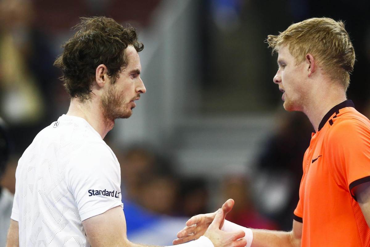 Murray ed Edmund si salutano dopo un incontro