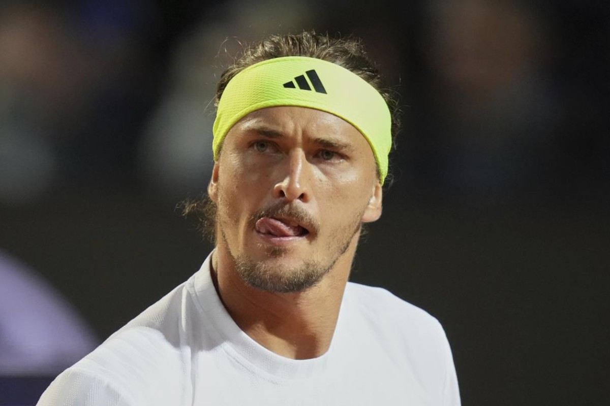 Sascha Zverev concentrato durante un match
