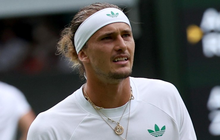 Sascha Zverev durante il match di Wimbledon