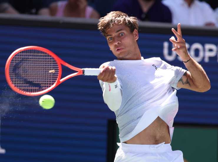 Il tennista toscano Flavio Cobolli