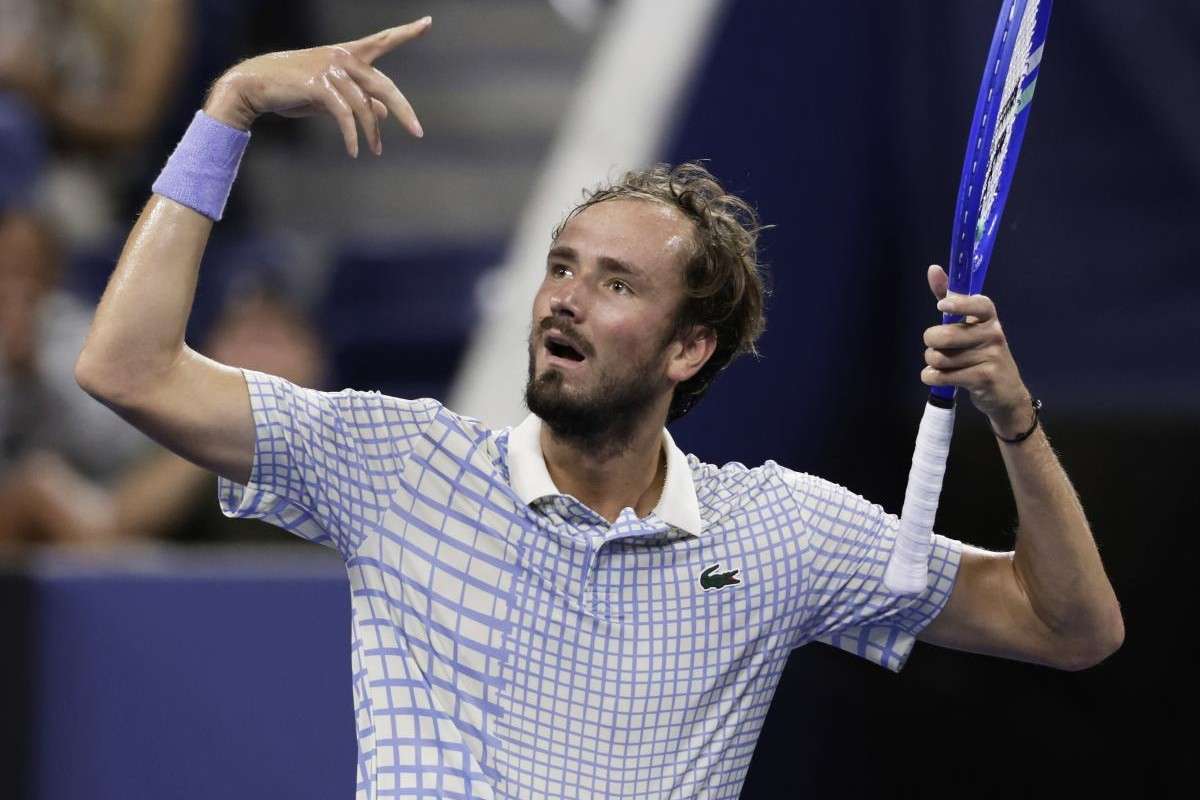 Daniil Medvedev fomenta il pubblico a New York