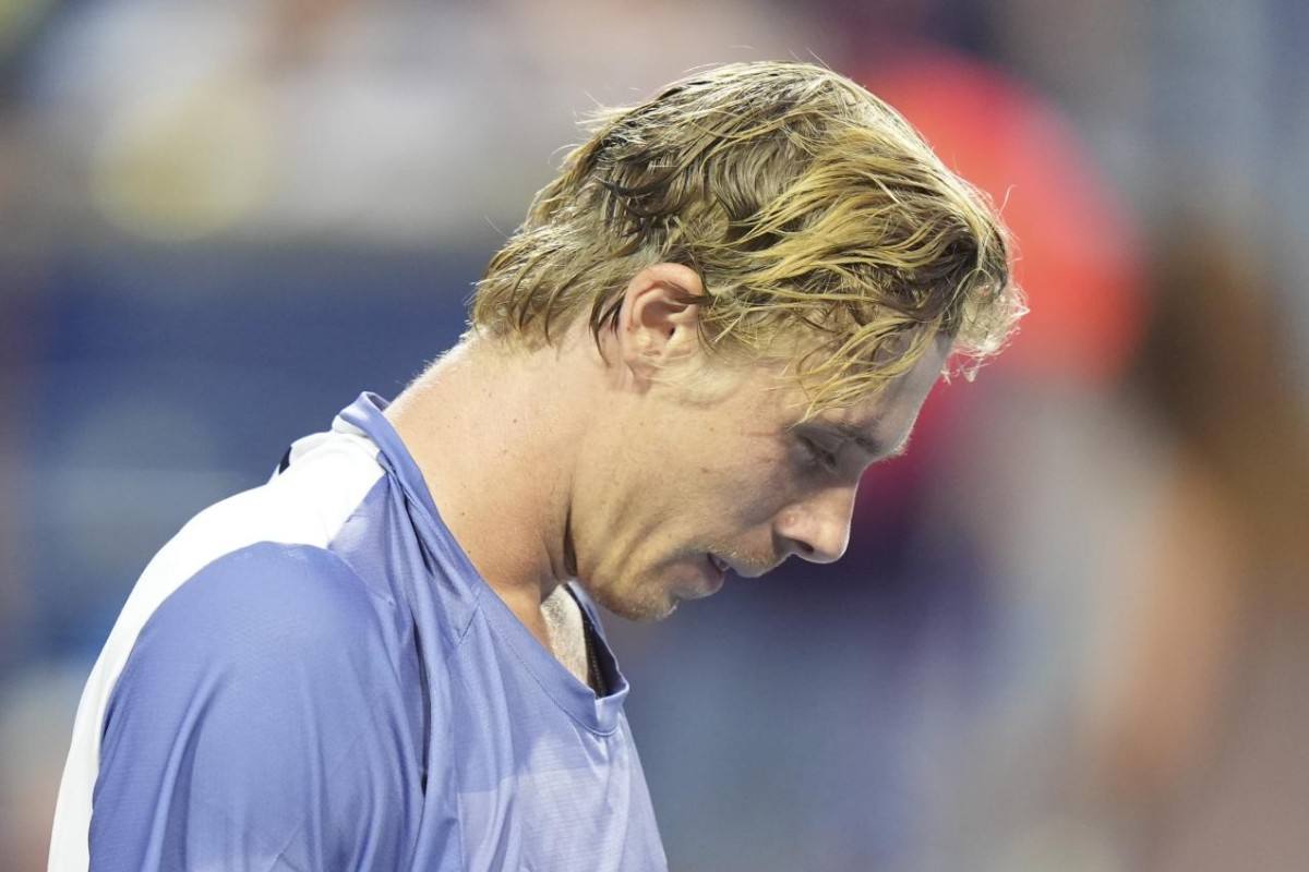 Denis Shapovalov sconsolato a New York