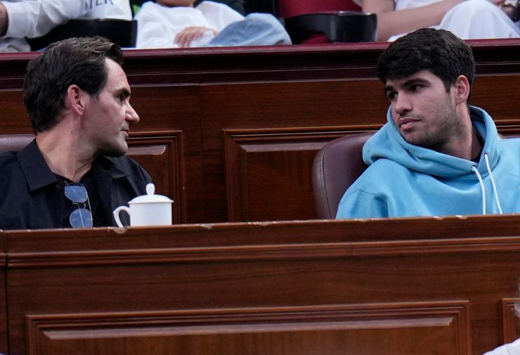 Federer e Alcaraz insieme sugli spalti di Shanghai