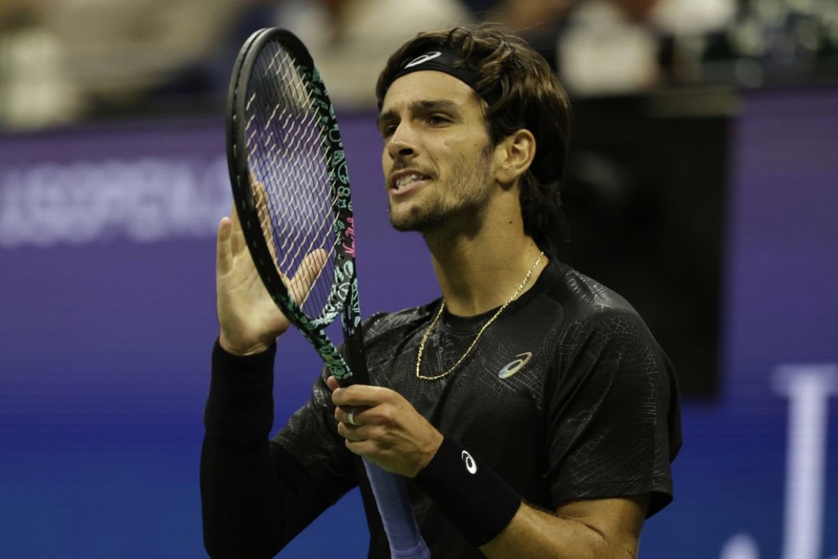 Lorenzo Musetti disperato contro Sinner