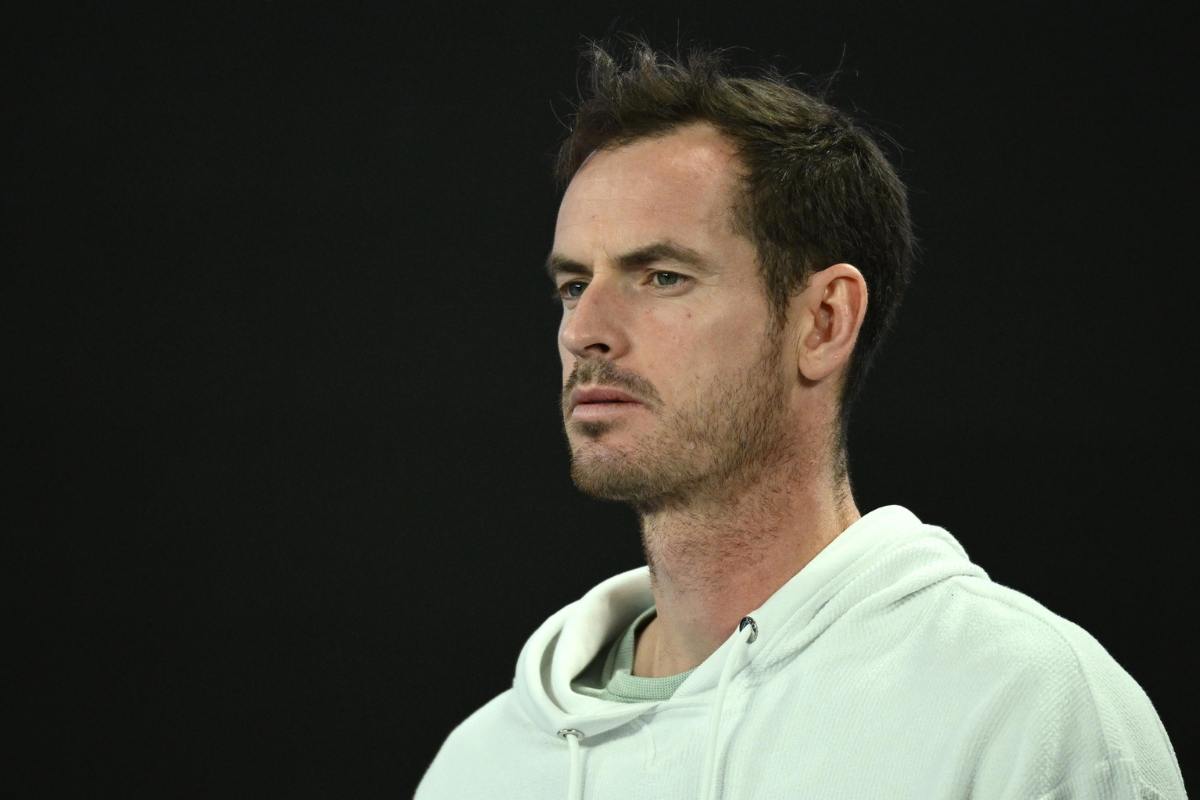 Andy Murray con lo sguardo preoccupato