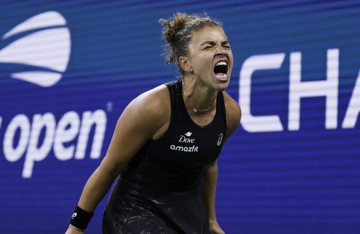 Jasmine Paolini esulta a New York