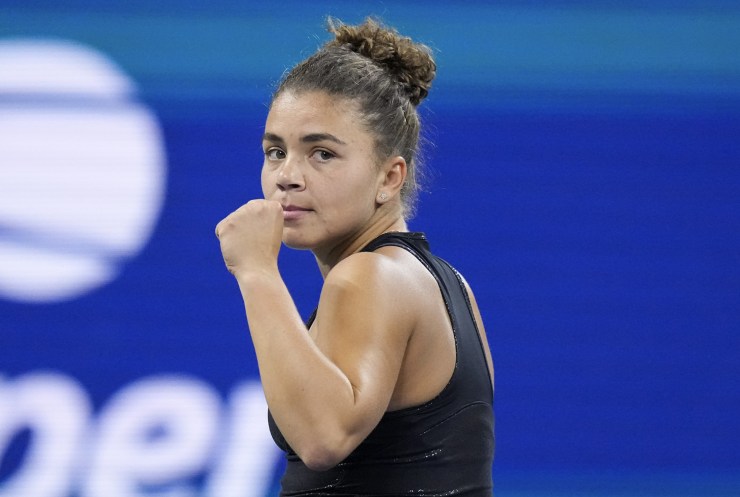 Jasmine Paolini esulta dopo aver fatto un punto