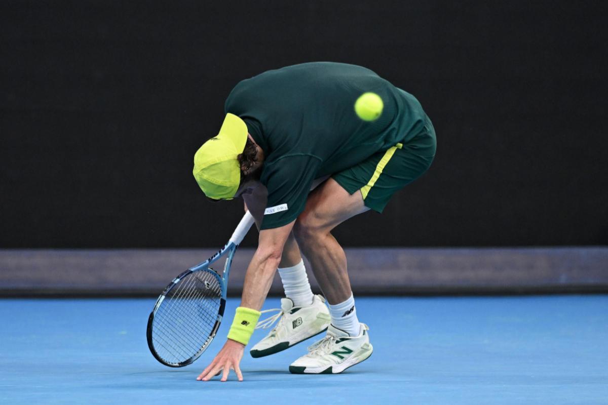 Giocatore di tennis infortunato