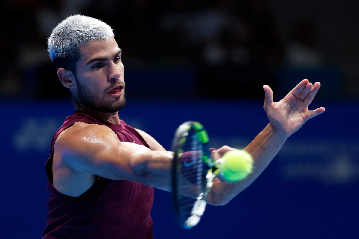 Alcaraz gioca di dritto