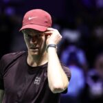 Sinner in campo al Rolex Paris Masters