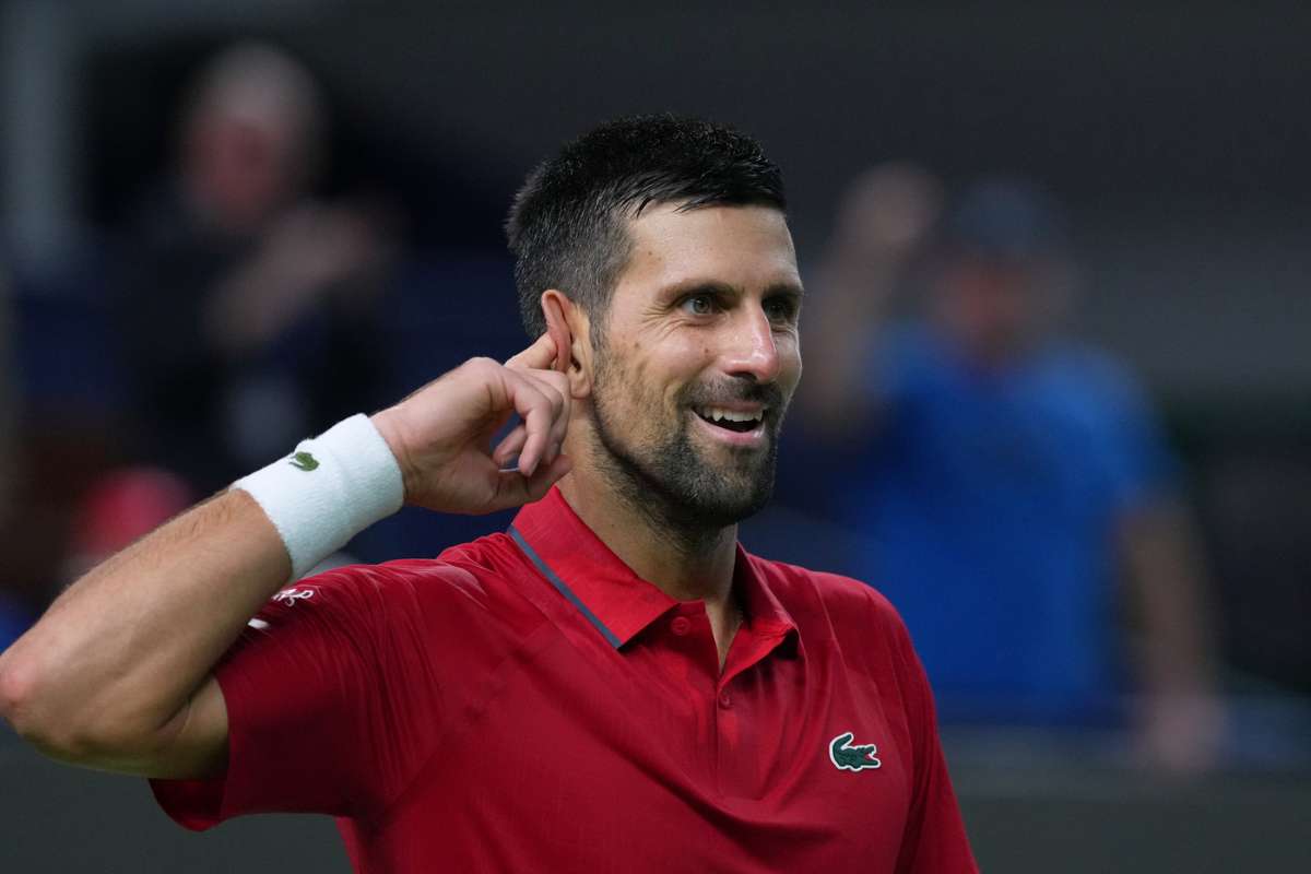 Novak Djokovic esulta in campo