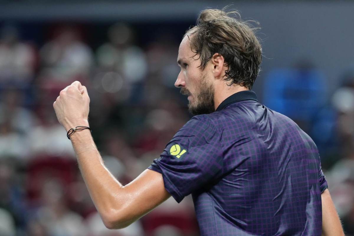 Daniil Medvedev esulta