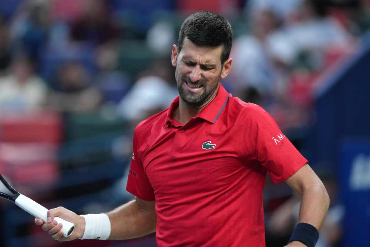 Novak Djokovic dolorante