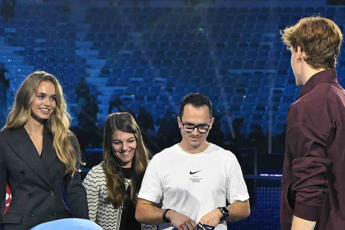 Laila Hasanovic e Jannik Sinner sorridenti alle Finals di Torino dopo il trionfo dell'azzurro