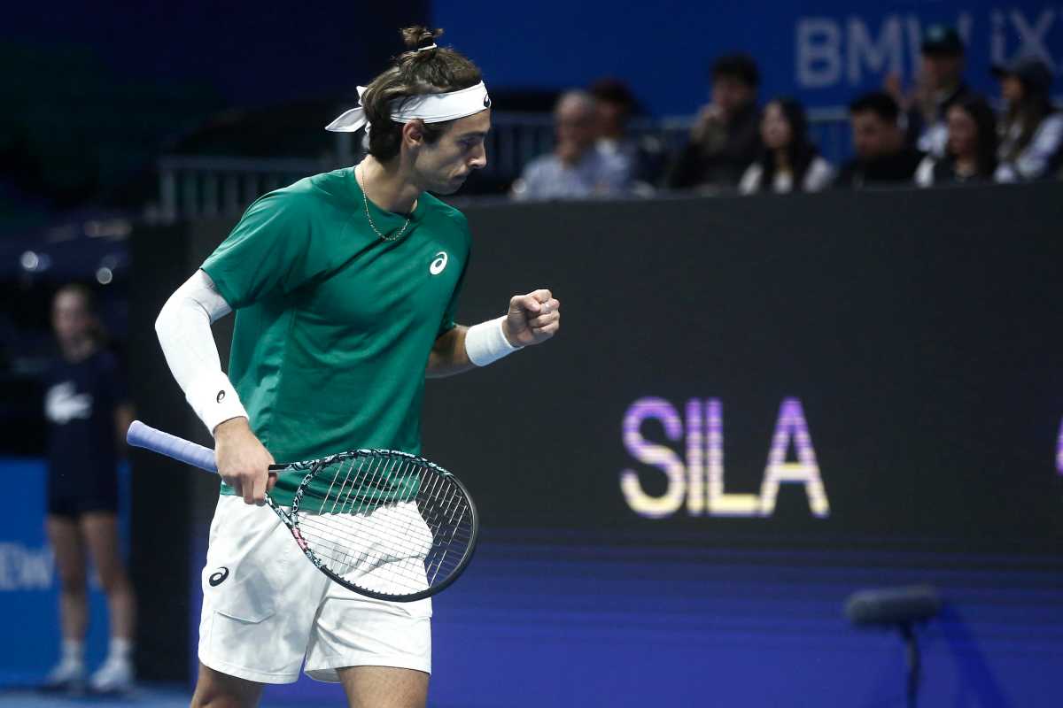 Musetti esulta dopo un punto