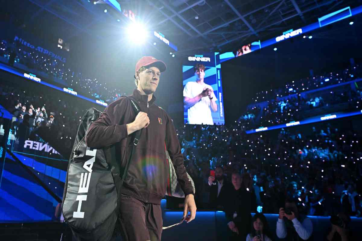 Sinner entra in campo