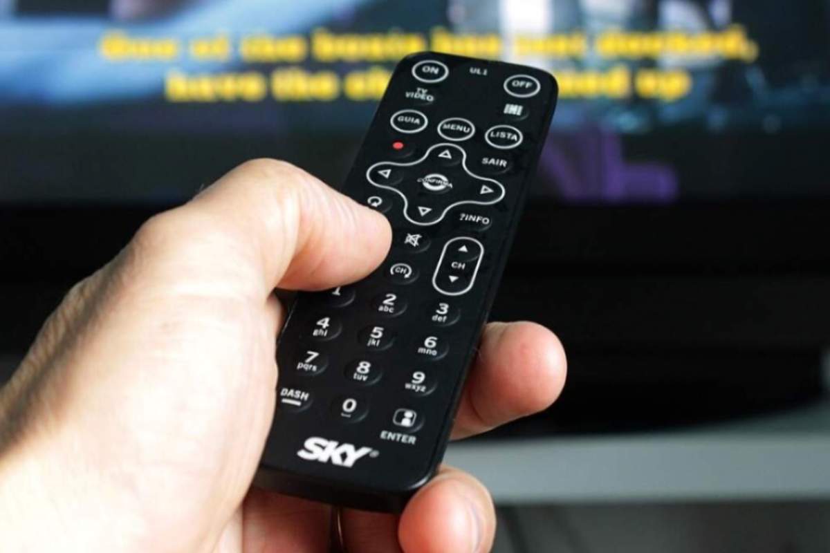 telecomando televisione